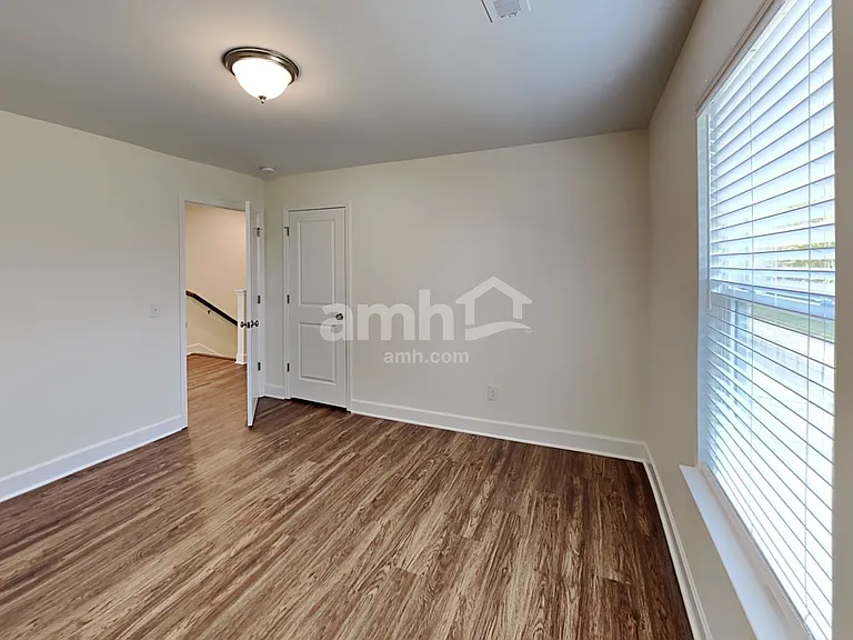3028 Esquire Dr — Photo 18