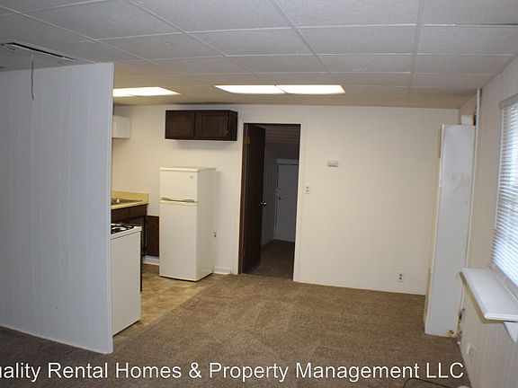 4th image of 1489 East Dr #B