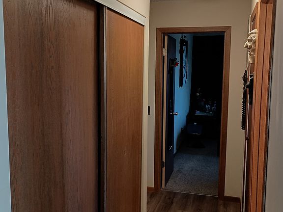 4th image of 7664 Woodlawn Dr #5