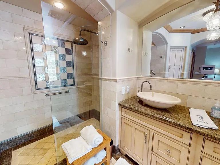 120 C Ave #205 — Photo 22