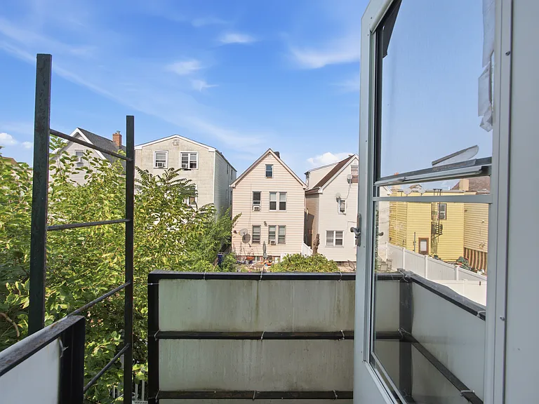 29 W 52nd St #2 — Photo 15