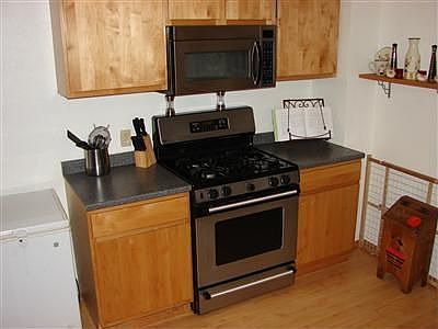 3rd image of 223 16th St SE