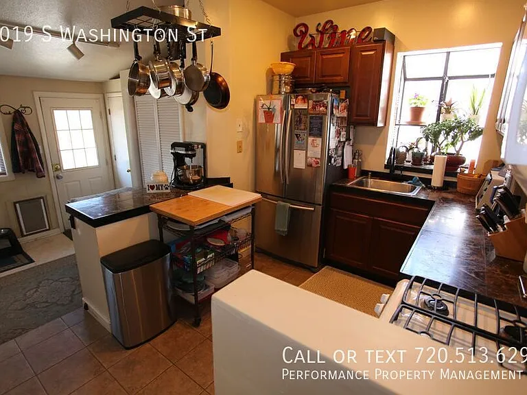 1019 S Washington St — Photo 7