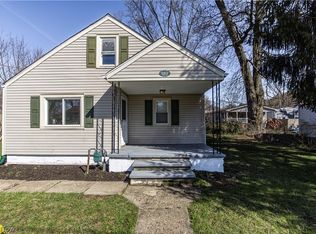 1463 4th St, Lakemore, OH 44250