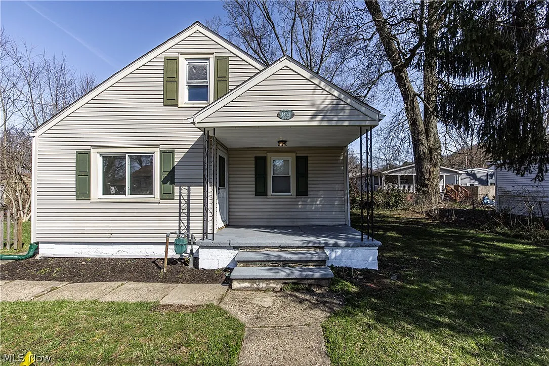 1463 4th St photo 1