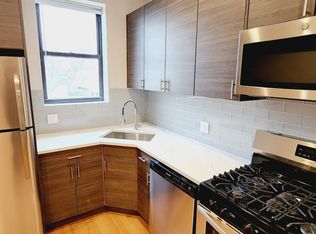 3915 W Schubert Ave #1S, Chicago, IL 60647