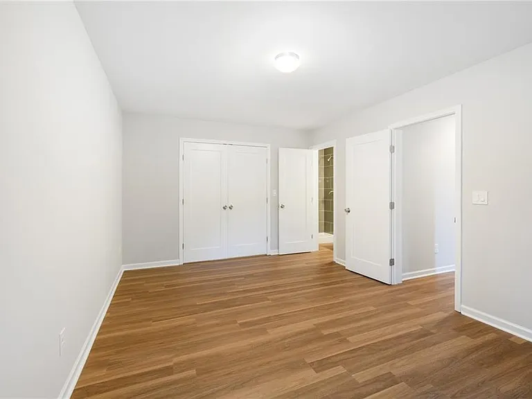 2295 Brandon Ct NE — Photo 26