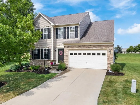 3135 Crooked Creek Cir, Medina, OH 44256