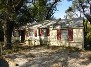 4326 Farrow Ln, Kansas City, KS 66104