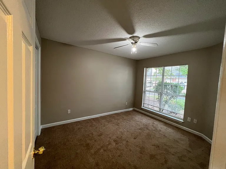 17 Macaulay Pl — Photo 12