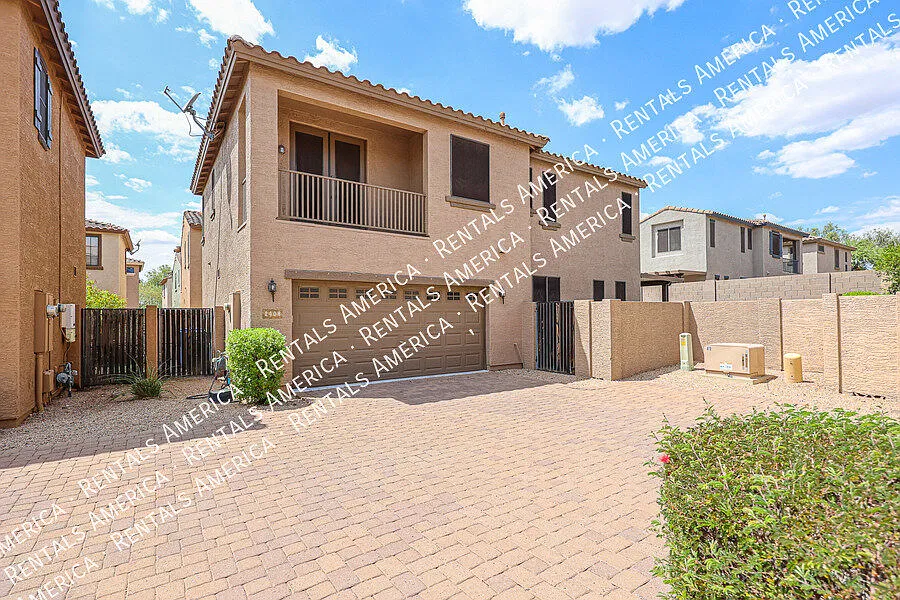Make this beautiful North Phoenix home yours today! — Photo 2