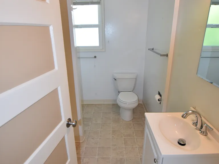 509 Everett Ave — Photo 9