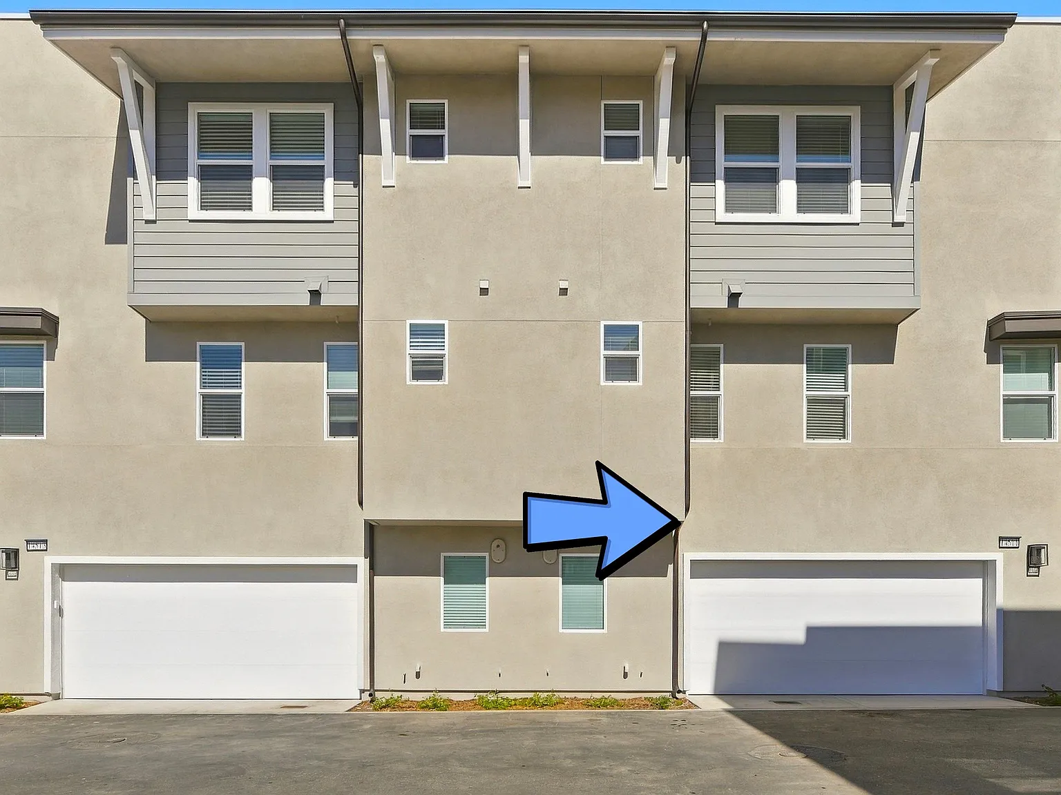 3 bed, 2.5 bath, 1625 sqft, $4,645 — Photo 4