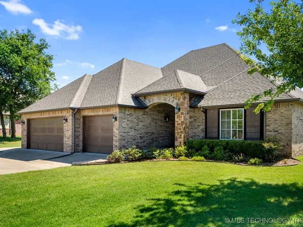 15065 N 148th Ave E, Collinsville, OK 74021