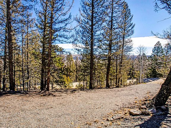 2nd image of 2623 Redhill Rd