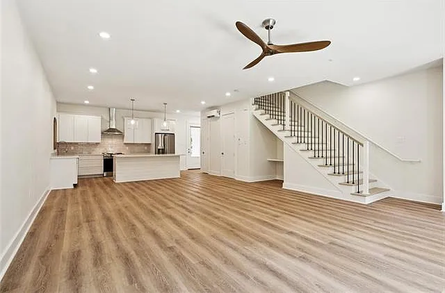 745 Carroll St #C — Photo 5