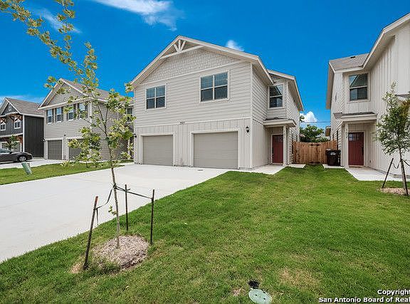 5th image of 2507 W Lynwood Ave #101
