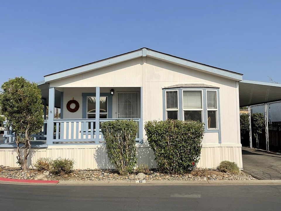 1st image of 250 E Las Palmas Ave Space 6
