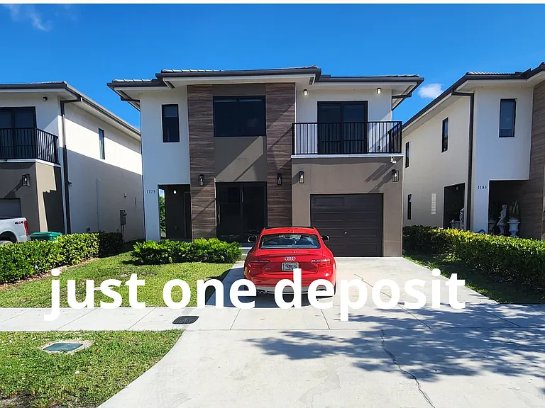 1179 NW 2nd St — Photo 1