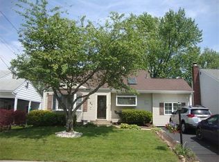 84 McKinley Ave, Colonia, NJ