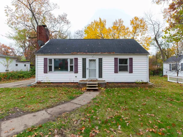 3410 Oakcrest Dr, South Bend, IN 46615