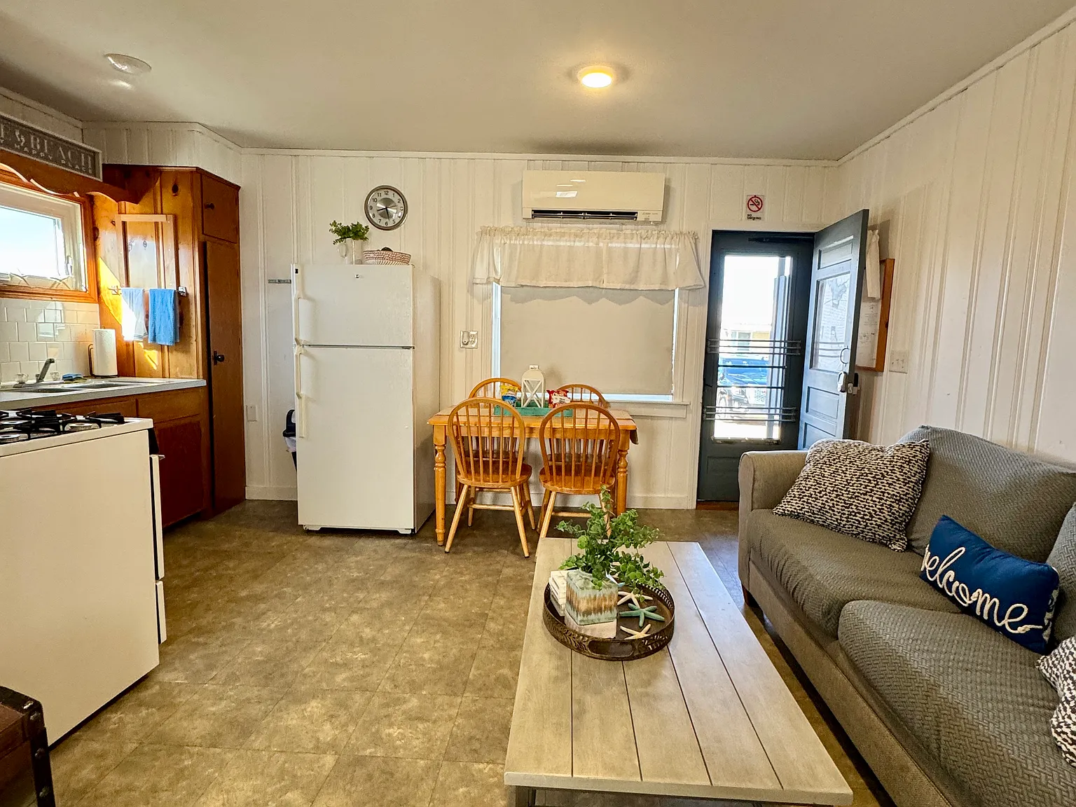 21 Auburn Ave — Photo 4