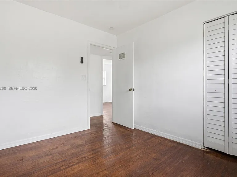2280 SW 43rd Ave — Photo 15