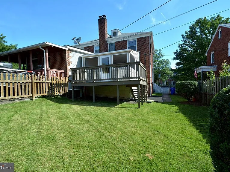 2602 S Troy St — Photo 33
