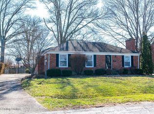 4322 Wingate Rd, Woodlawn Park, KY 40207