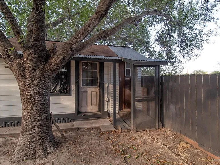 1615 Gloria Ann Dr — Photo 22