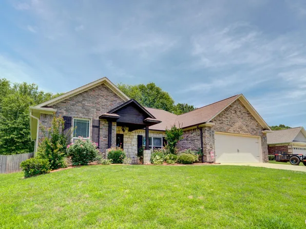 3428 Garrett Ln, Texarkana, TX 75503