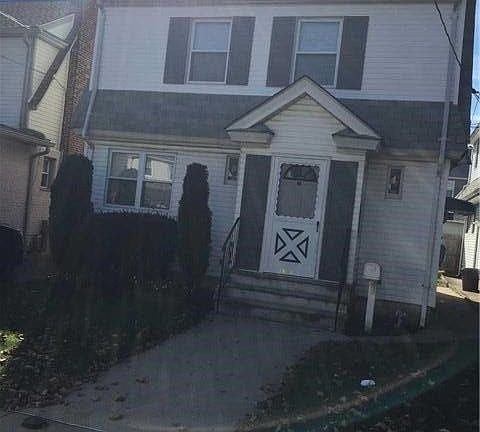 2nd image of 9206 218th St