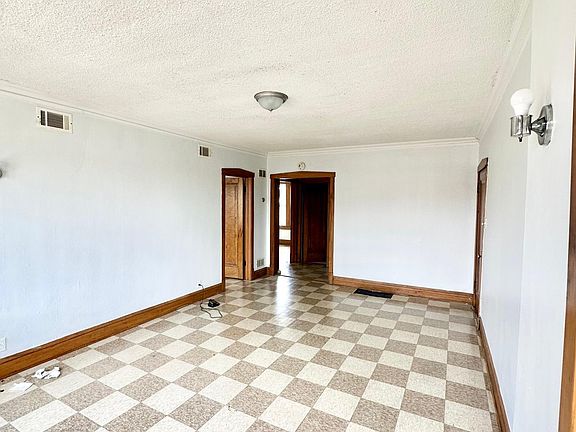 2nd image of 2119 S 51st Ave APT 4