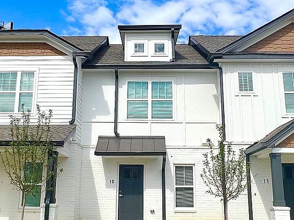 2nd image of 2760 Murfreesboro Pike APT 211