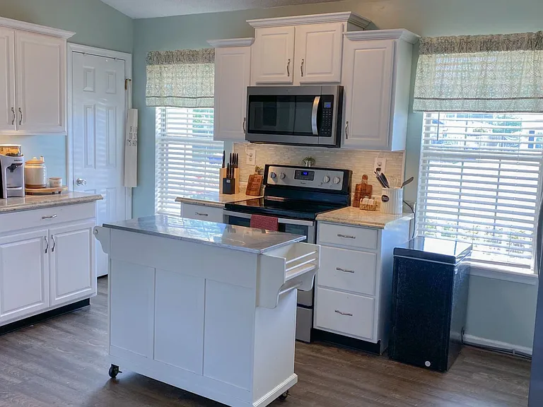 205 Millwheel Ct — Photo 3