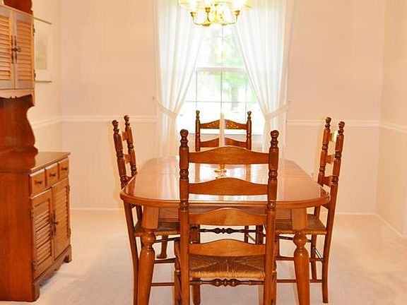 4th image of 4542 Timberdale Dr