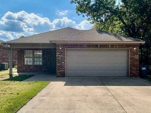 1502 S Cleveland Ave, Russellville, AR 72801