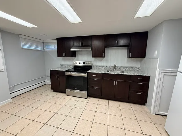 34 Chase St #C — Photo 2