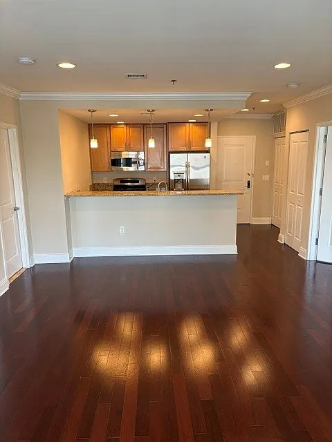 1 bed, 850 sqft, $4,100 — Photo 4