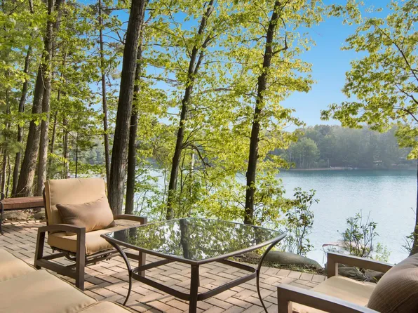 2664 Chandler Rd, Traverse City, MI 49696