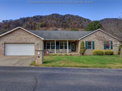 3033 Michael Ave, Belle, WV, 25015