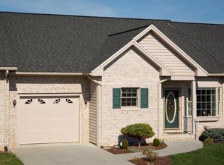 284 Ridgewood Ave, Broadway, VA 22815