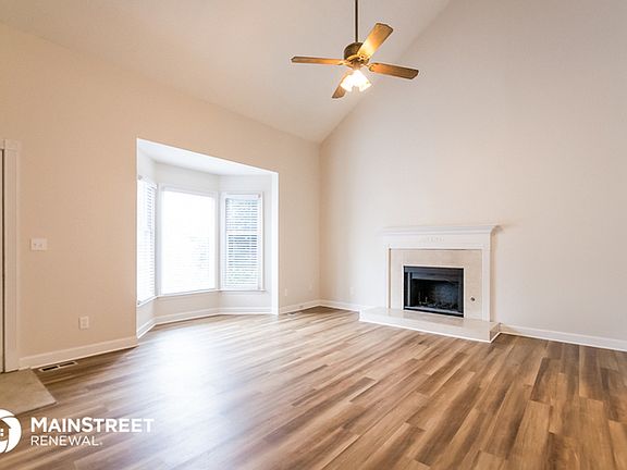 5th image of 1102 Magnolia Way SE
