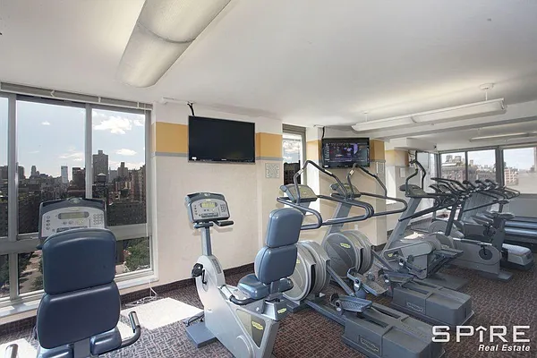 Rented by Spire Group | media 18