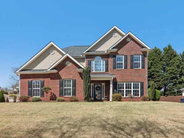 219 Meadow Lake Trl, Greer, SC 29650