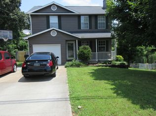 2500 Crestpark Rd, Knoxville, TN 37912