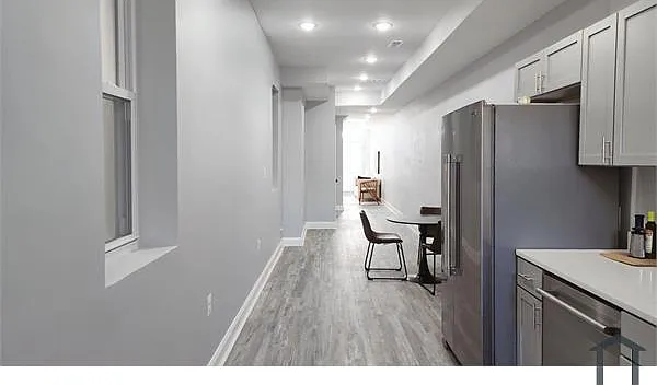 3 bed, $2,700 — Photo 2