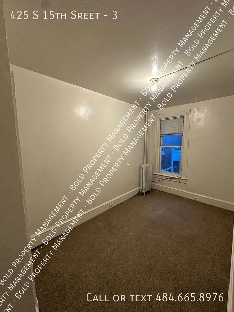 2 Bedroom 1 Bathroom Reading Apartment — Photo 3