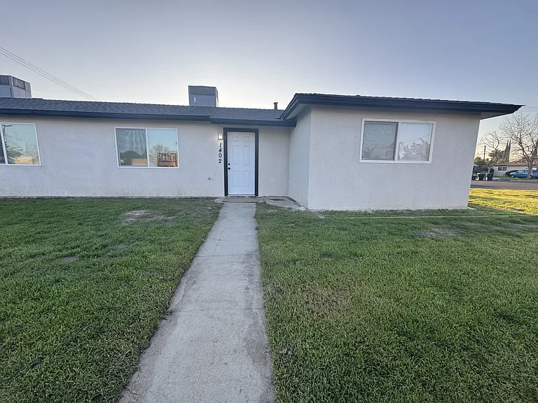 1400 Rodgers Rd #1402 — Photo 3