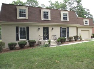 5009 Edinborough Rd, Greensboro, NC 27406